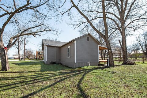 A home in Edgewood