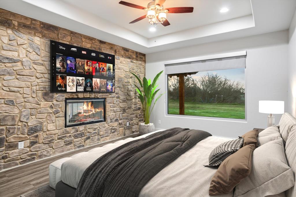 M Cheek - Residential