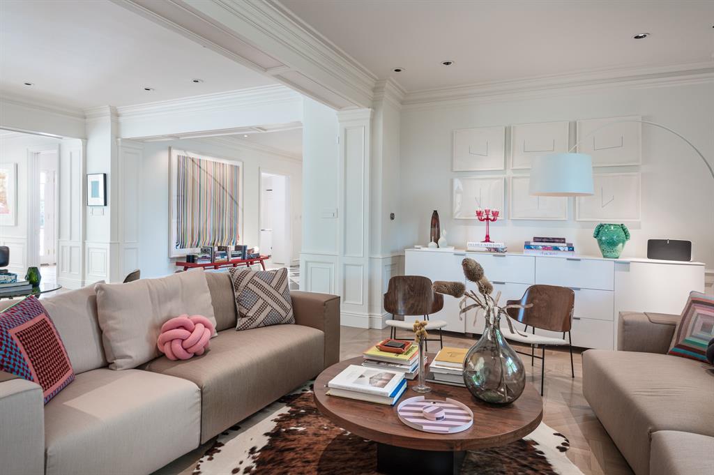 Williamsburg At Preston - Residential