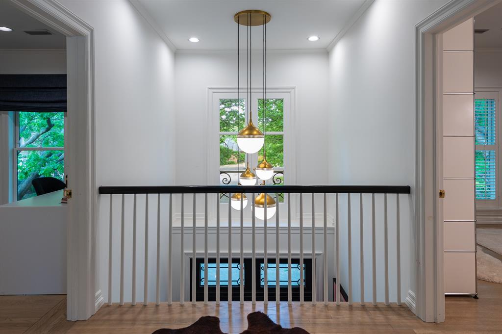 Williamsburg At Preston - Residential