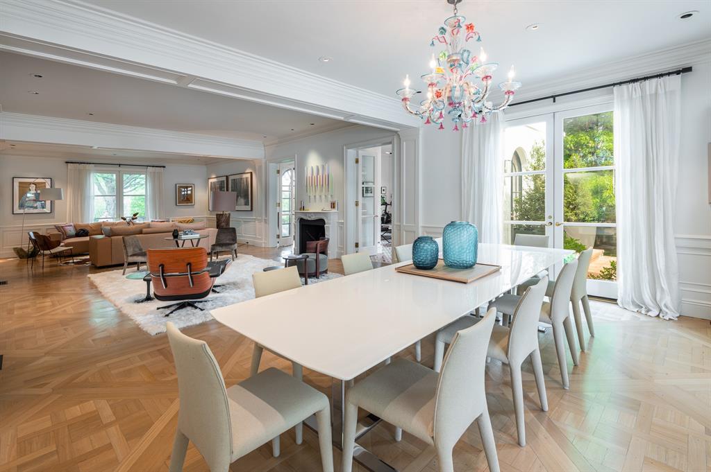 Williamsburg At Preston - Residential