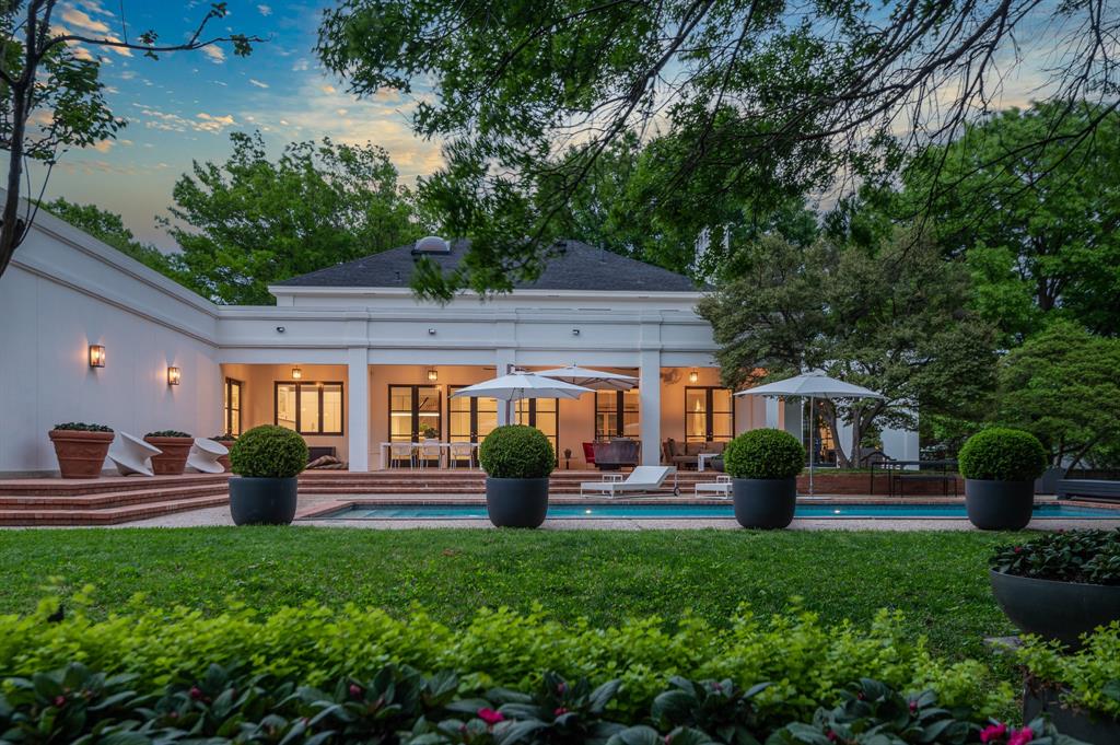 Williamsburg At Preston - Residential