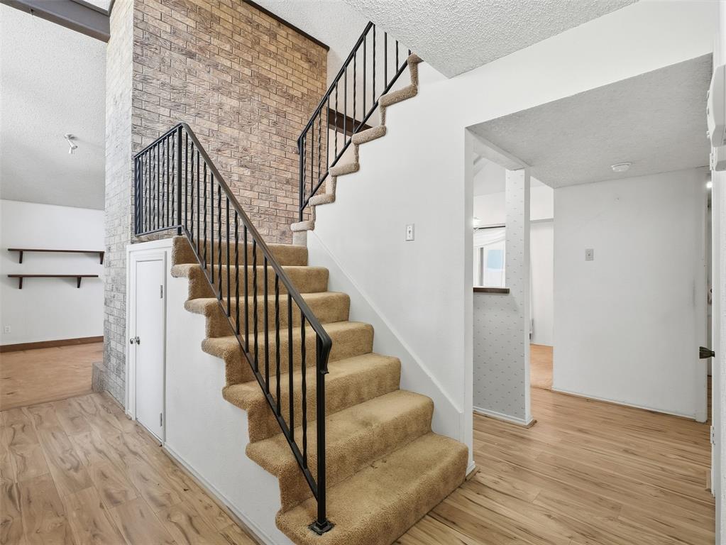 5301 Sarasota Drive