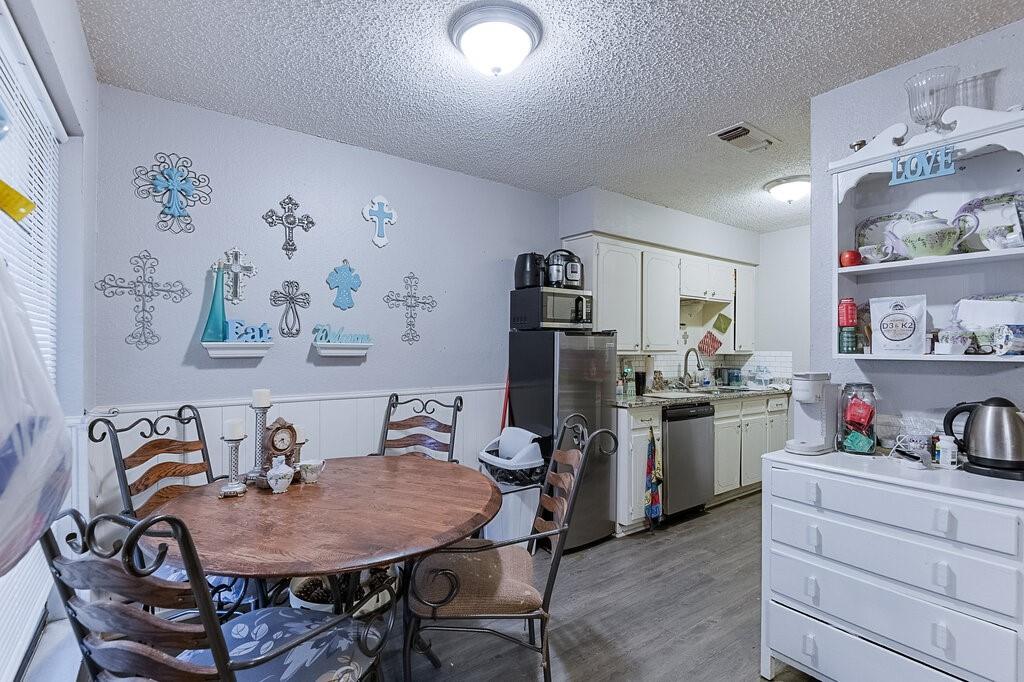 Highway Add - Residential Income