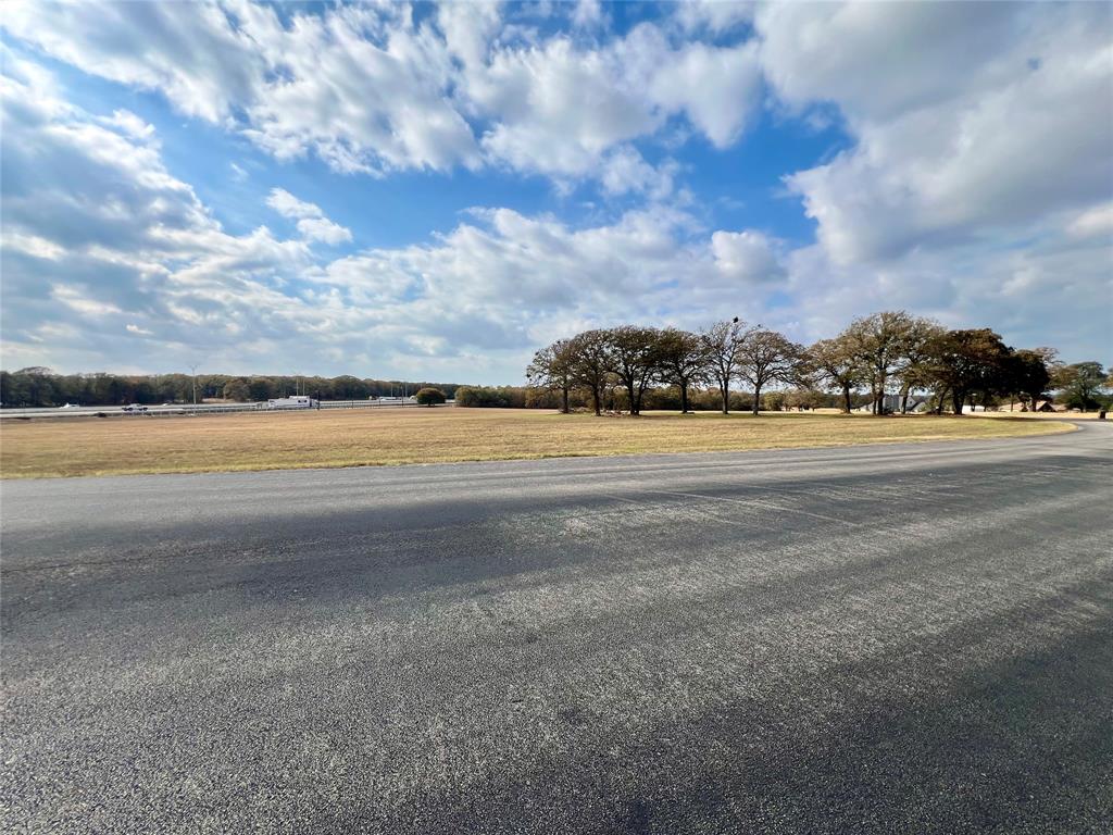 STALLION LAKE RANCH - Land