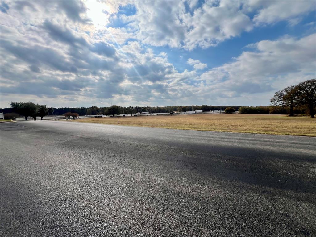 STALLION LAKE RANCH - Land