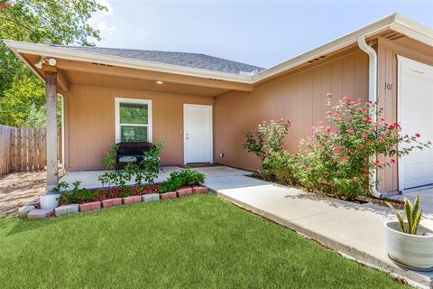 A home in Whitewright