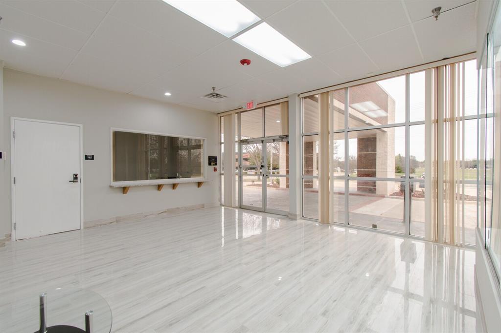 Heritage - Commercial Lease