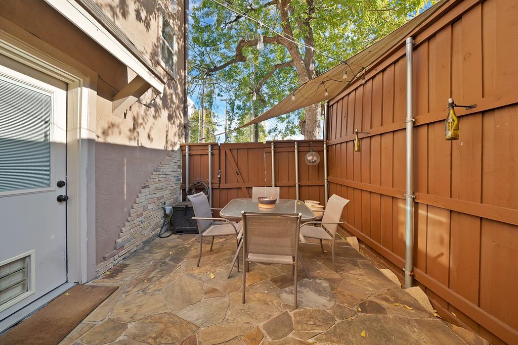 Elk Hill Condo - Residential