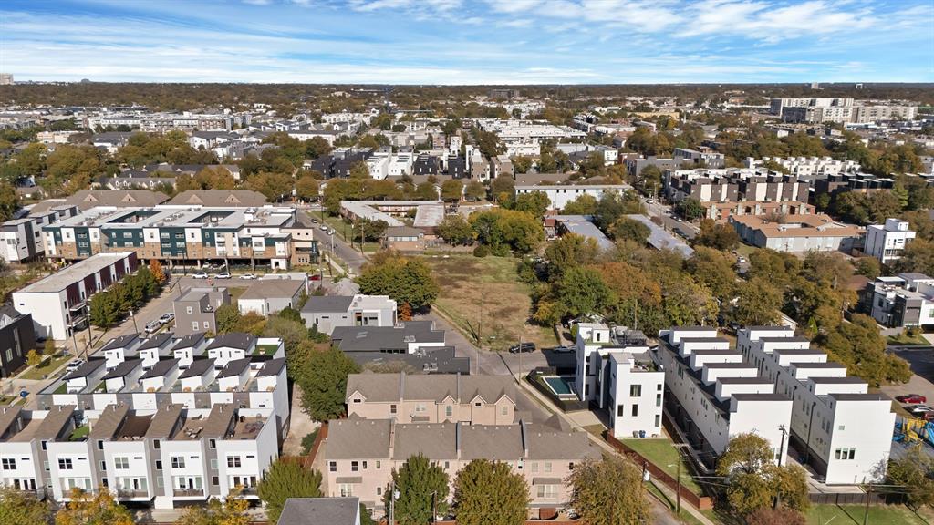 Elk Hill Condo - Residential