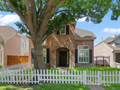 Photo of 4113 Elmhill Drive, Plano, TX 75024 (MLS # 21330328)