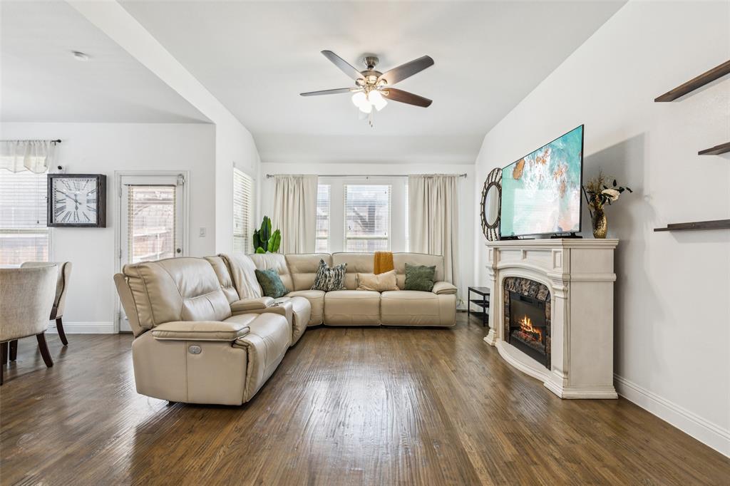 1344 Mountain View Lane