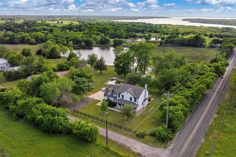 A home in Farmersville