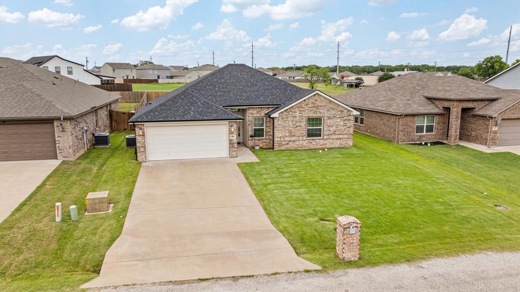 7203 Mistletoe Trail