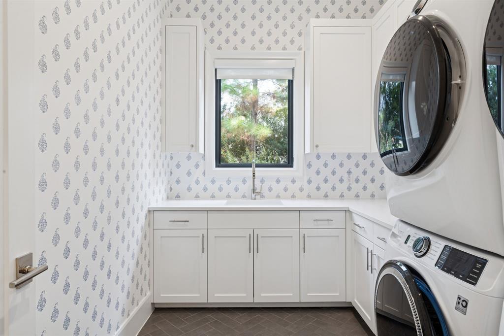 Long Cove - Residential