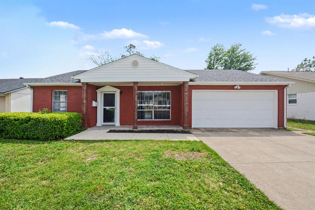 4402 Sweetbriar Drive