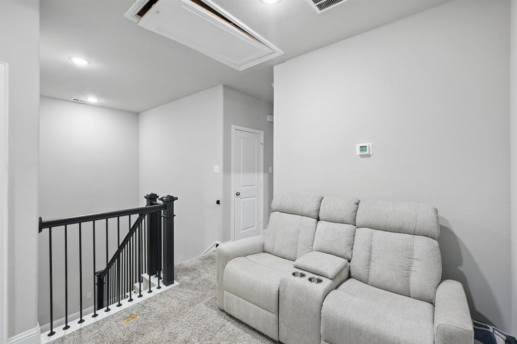 Lakeshore Terrace - Residential