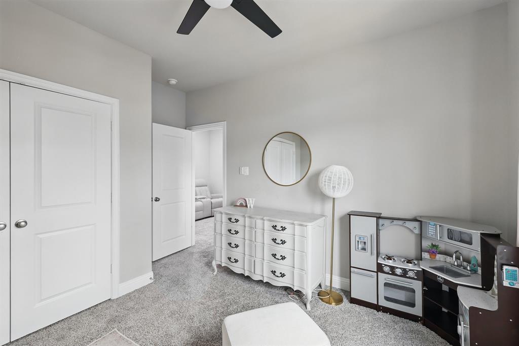 Lakeshore Terrace - Residential