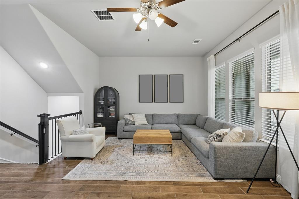 Lakeshore Terrace - Residential