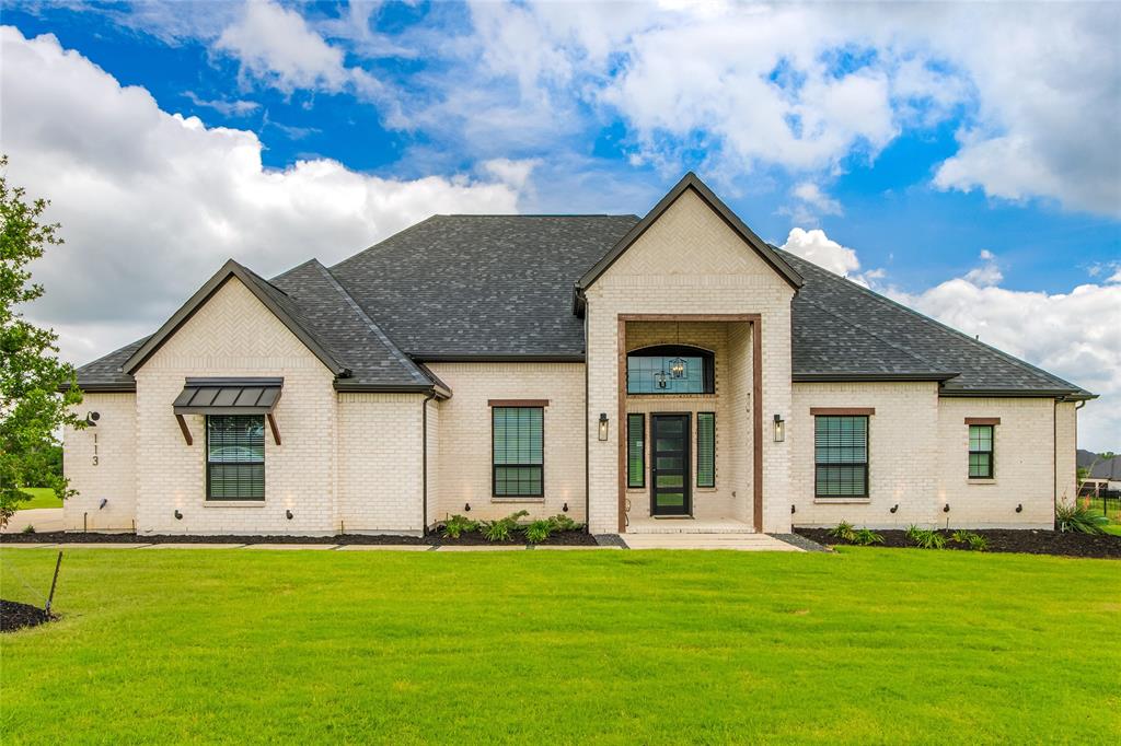 113 Adams Court