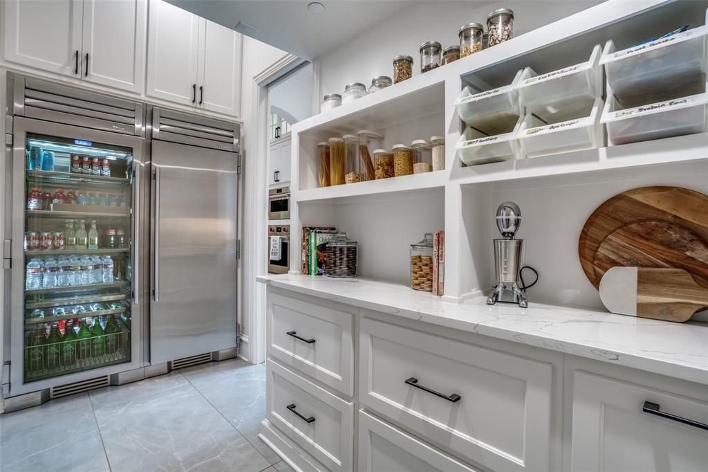 Starwood Ph Four Village 15 - Residential