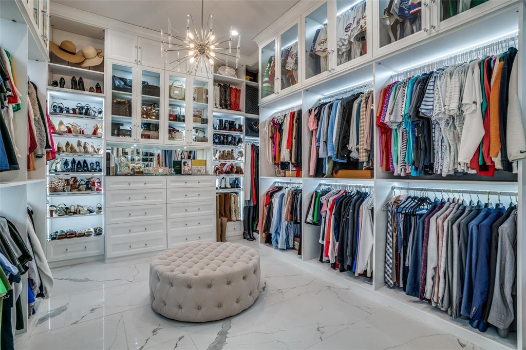 Starwood Ph Four Village 15 - Residential