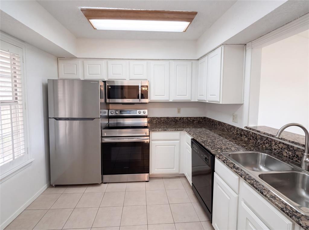 Prestonwood Green Condos - Residential