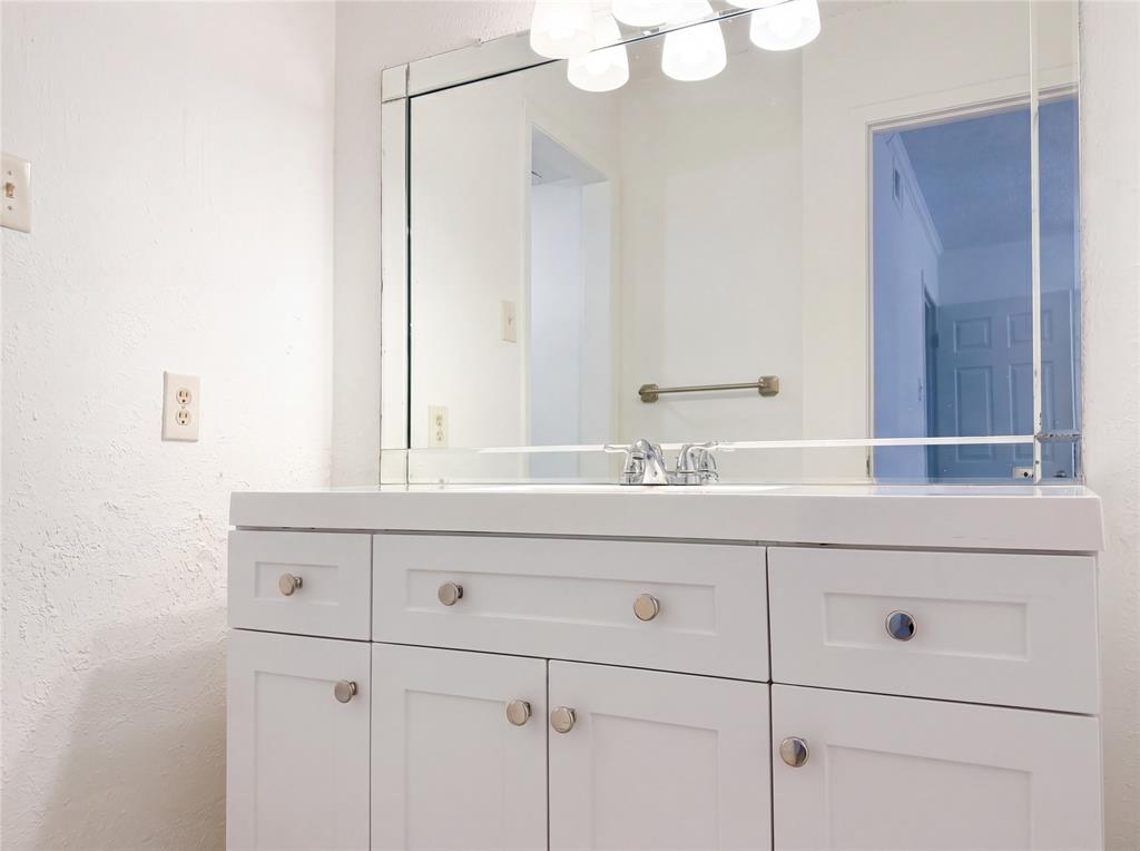 Prestonwood Green Condos - Residential