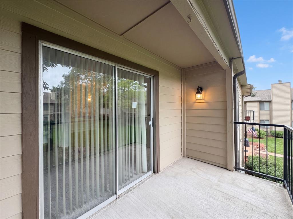Prestonwood Green Condos - Residential