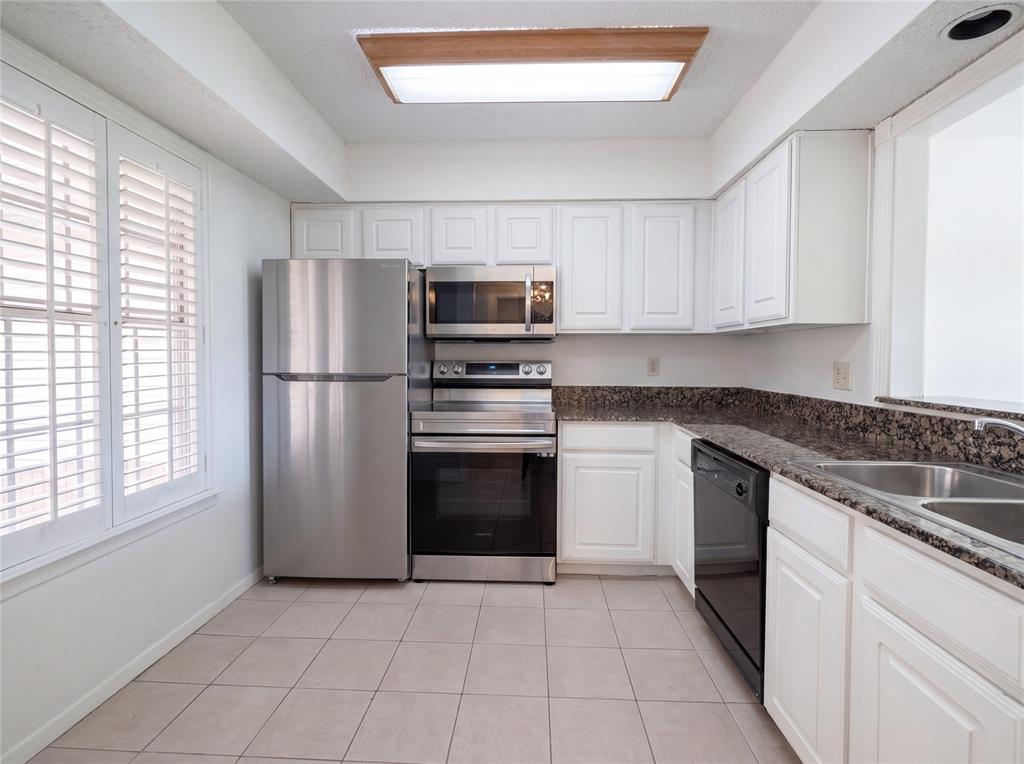 Prestonwood Green Condos - Residential