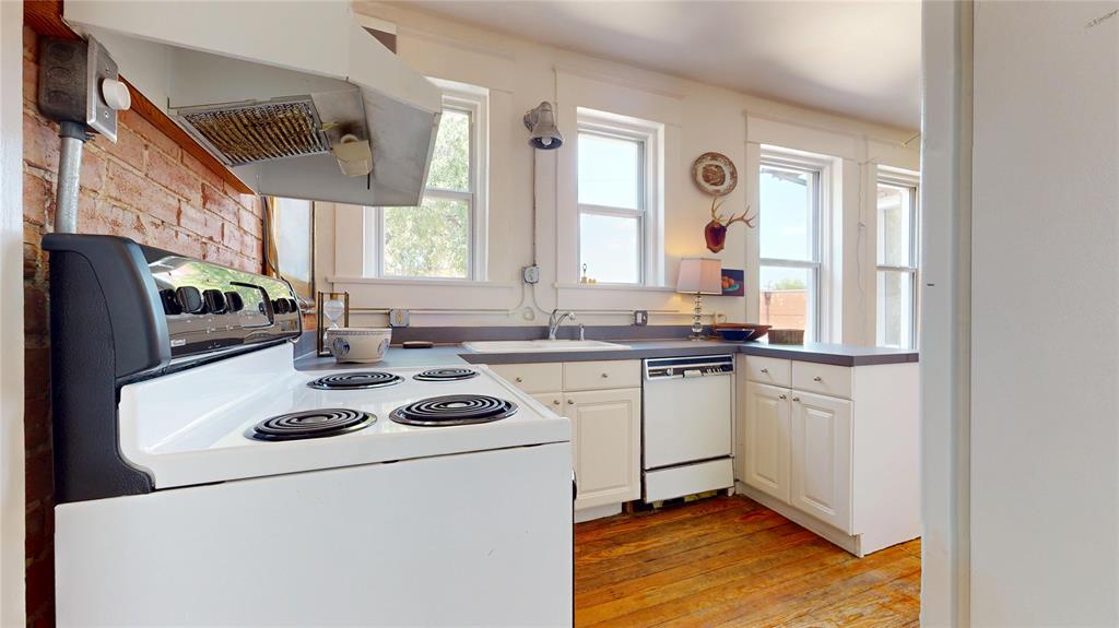 1529 Sullmn Street Condos - Residential