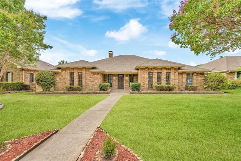 Photo of 9738 Amberley Drive, Dallas, TX 75243 (MLS # 21101223) Photo of 9738 Amberley Drive, Dallas, TX 75243 (MLS # 21101223)