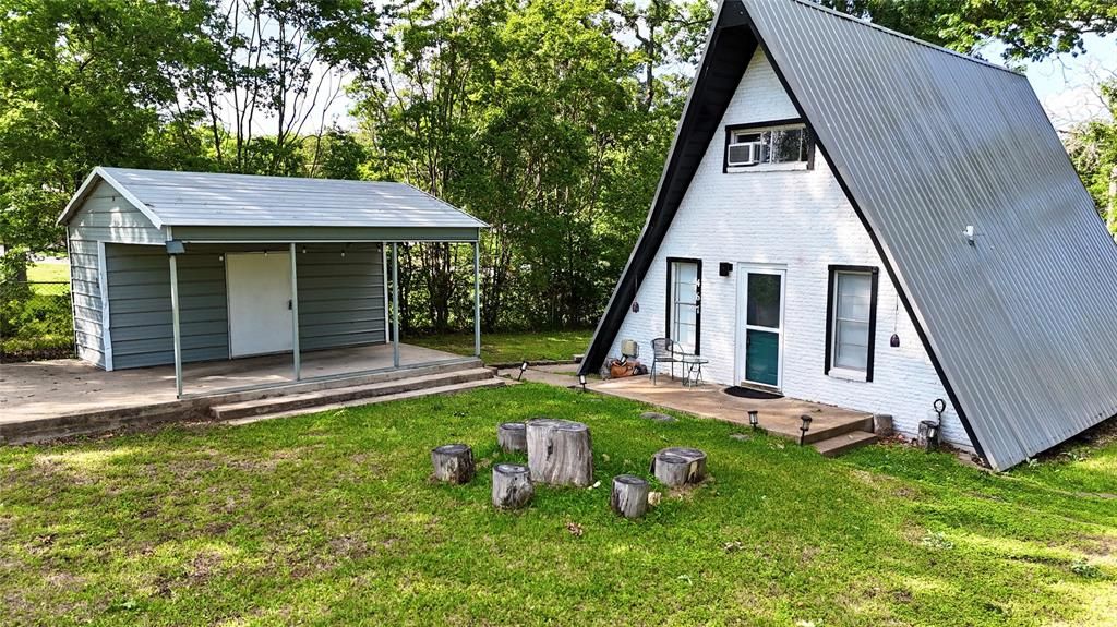 Photo of 467 Old Mill Lane, East Tawakoni, TX 75472 (MLS # 21268731)
