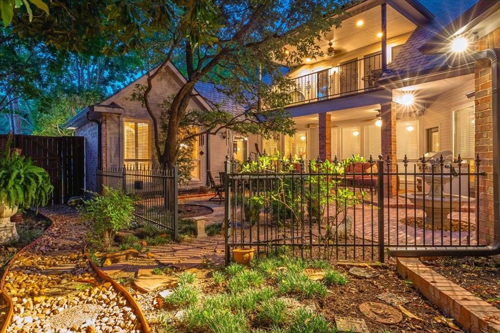 301 W Mill Valley Drive