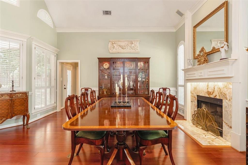 301 W Mill Valley Drive