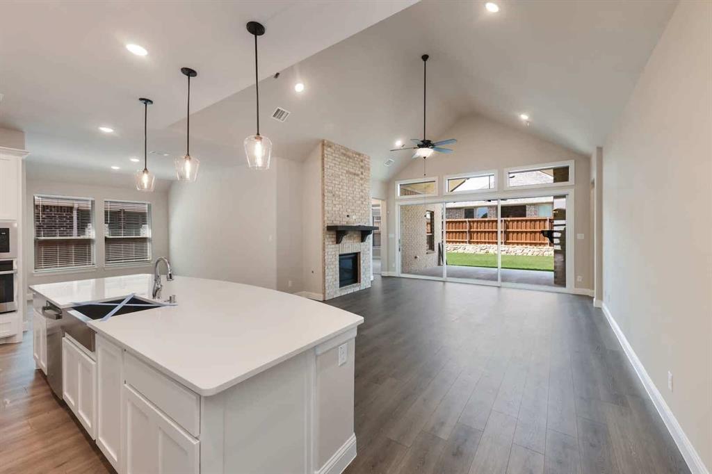 Las Lomas 60S - Residential