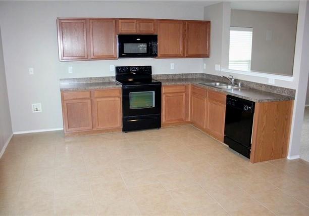 Harriet Creek Ranch Ph V - Residential Lease