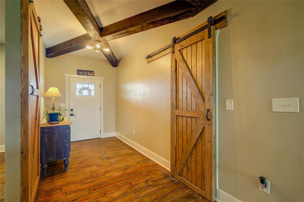 1899 County Road 4306