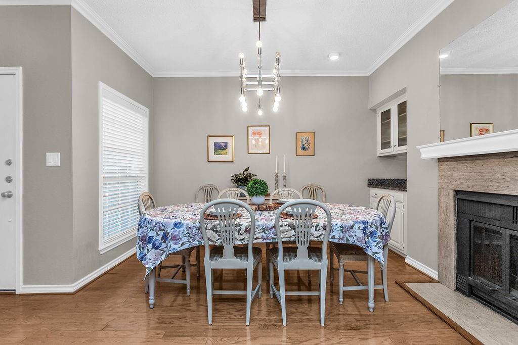 Williamsburg Condominiums - Residential