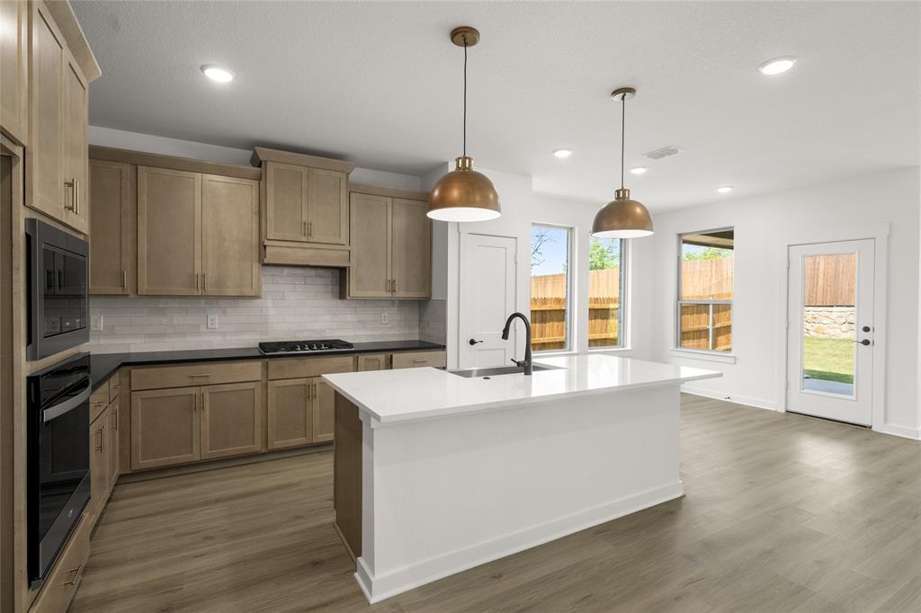 Sheppard's Place - Residential