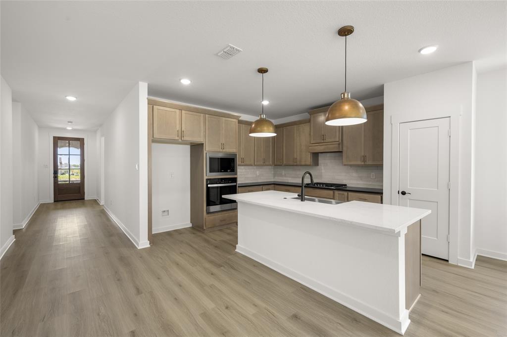 Sheppard's Place - Residential