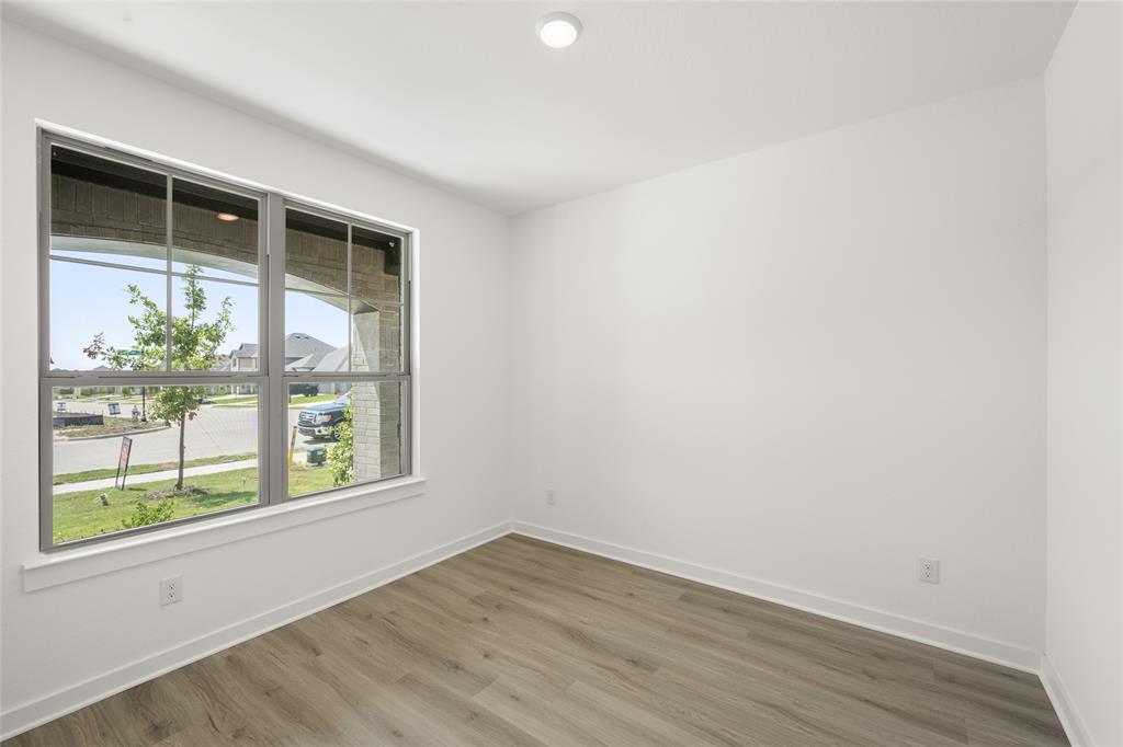 Sheppard's Place - Residential