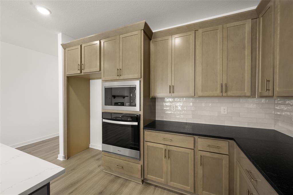 Sheppard's Place - Residential