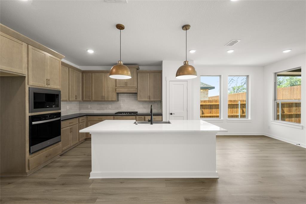 Sheppard's Place - Residential