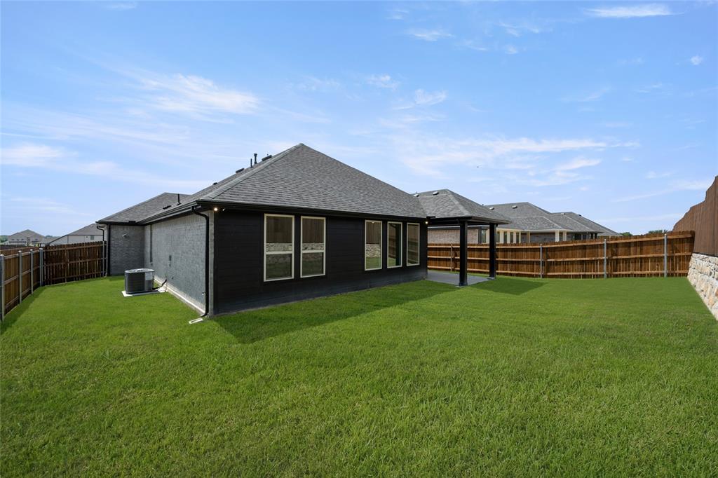 Sheppard's Place - Residential