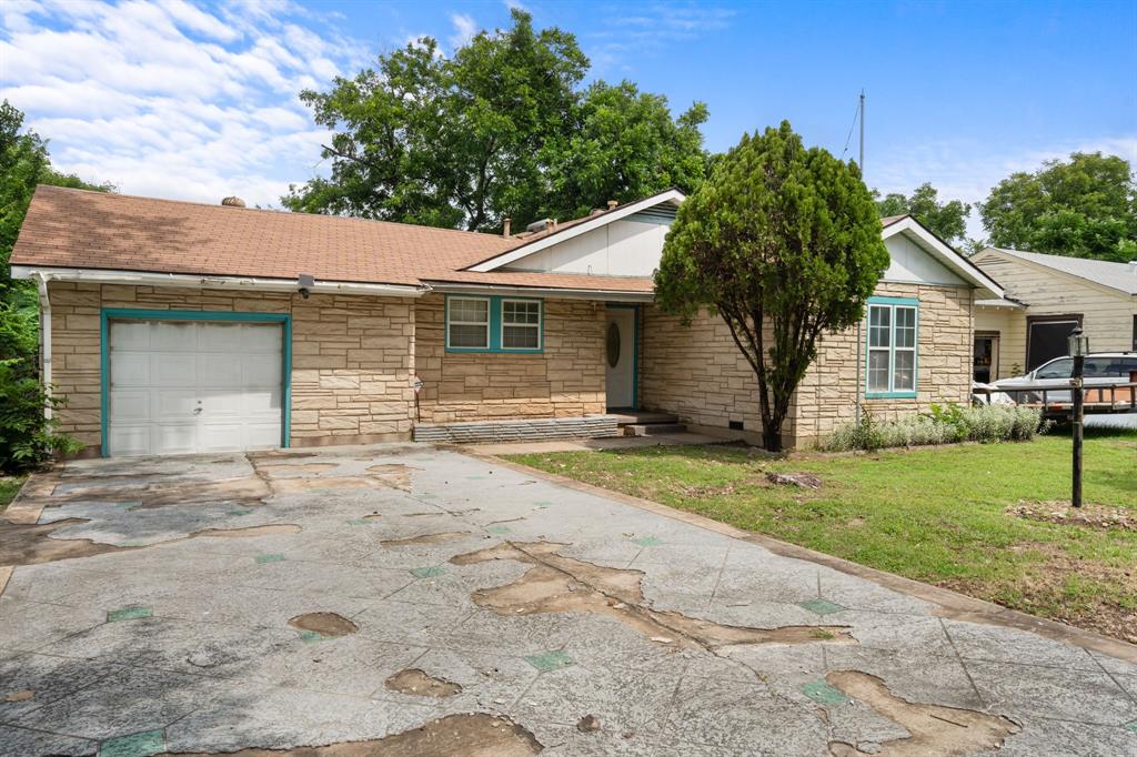 813 Truman Street