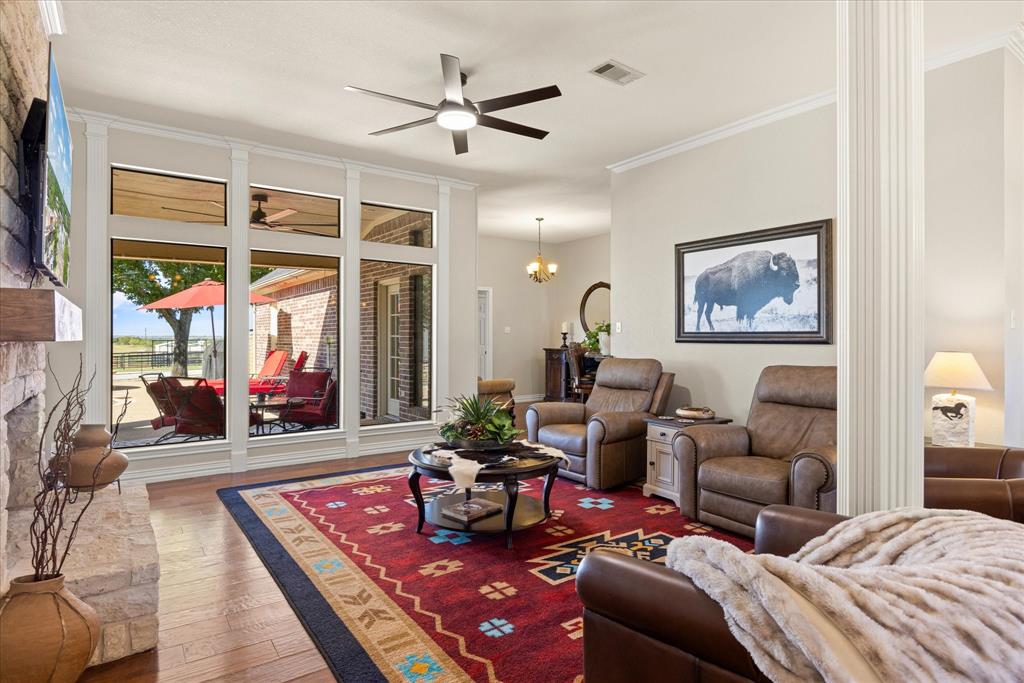 5444 Meadow Ridge Drive