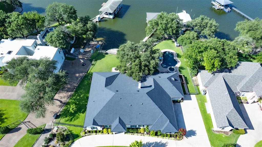 8421 Crosswind Drive