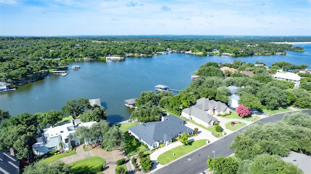 8421 Crosswind Drive