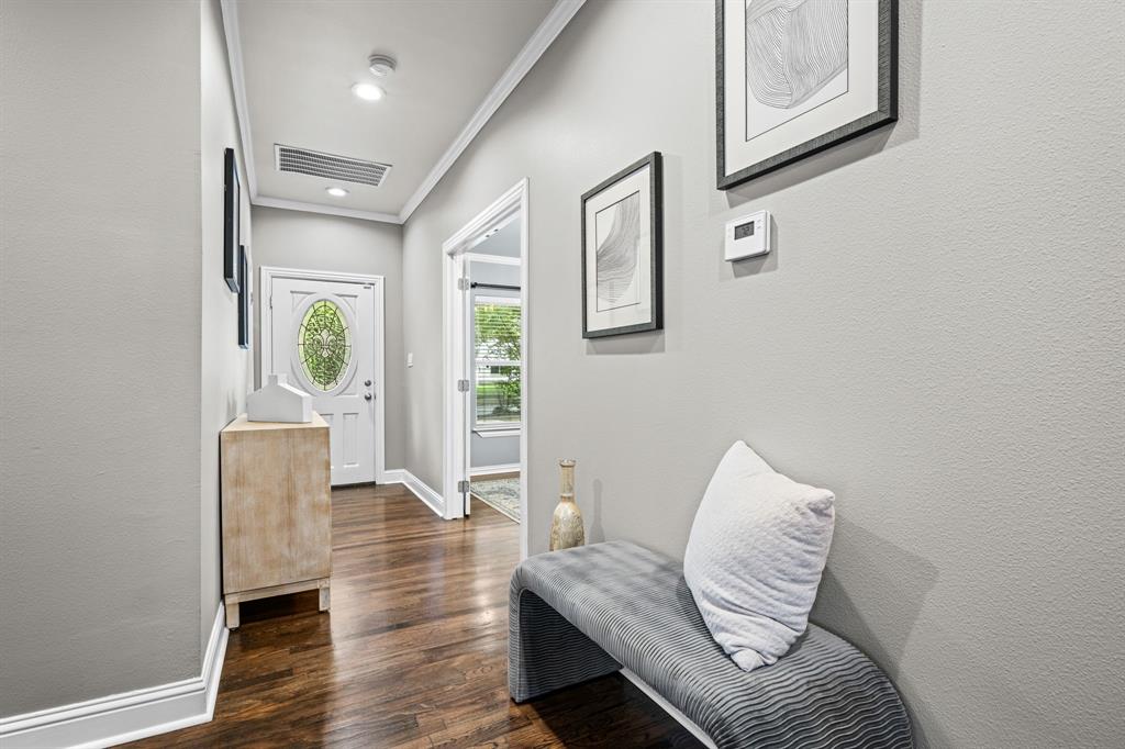 1516 S Oak Cliff Boulevard